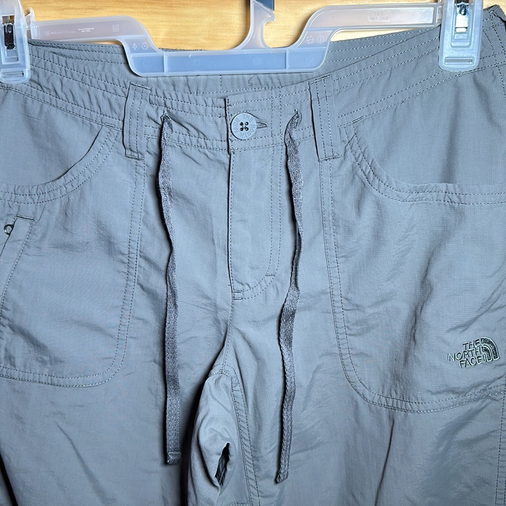 The North Face Hiking Pants Convertible to Capris - Picture 3 of 8